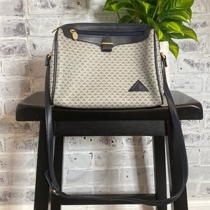 Vintage Liz Claiborne shoulder bag!